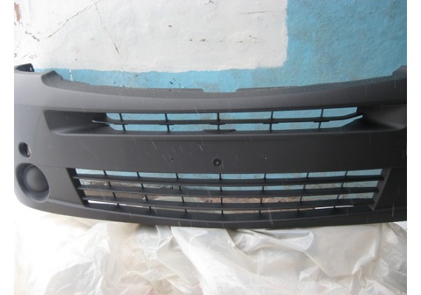 Бампер передній під противотуманки Renault Master, 03-10, 8200394563